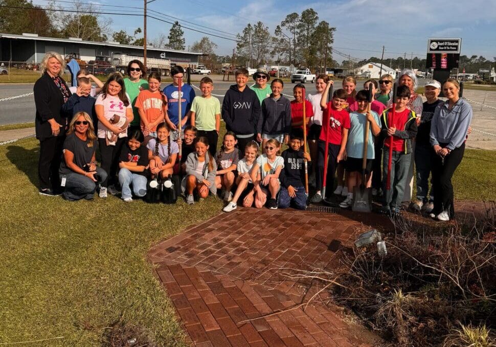 AggiesJuniorGardenClubApplingCounty Appling County Elementary School Aggies Junior Garden Club in Oleander District