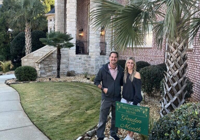 RedbudMountainMumsGardenof the Month